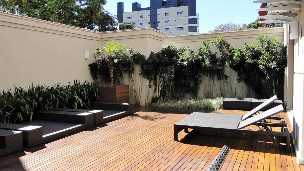 Requinte E Privacidade Em Bairro Nobre De Curitiba Exterior foto